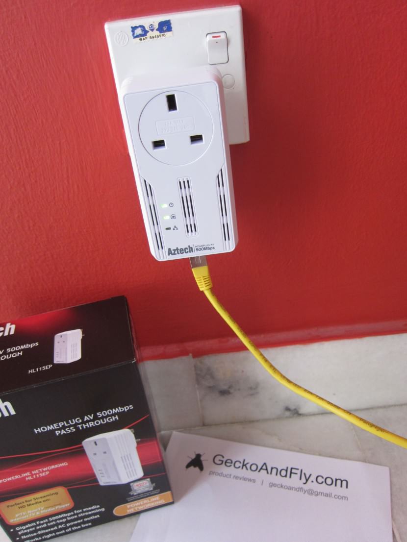 Powerline networking is a must have for those who don't want messy fiber optic cables or networking cables running across the house. The Aztech Homeplug AV 500Mbps HL115EP is not exactly my first choice, but the additional power socket is the reason why I bought the Aztech over TP-Link. At the time of writing, I could not find Belkin, NetGear, D-link or ZyXEL homeplug in my country. The pro and cons of Aztech homeplug: