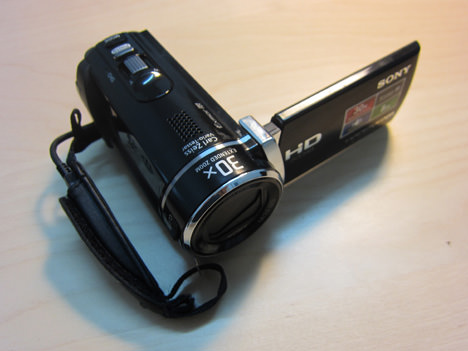 Sony Handycam HDR-CX210E Review