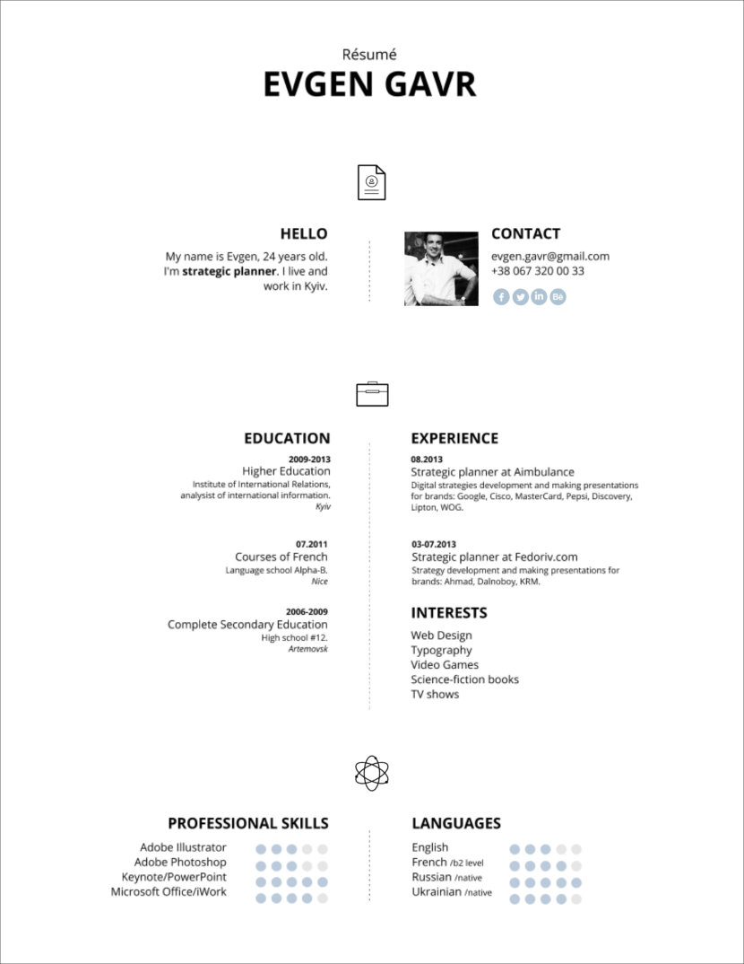 Screenshot of resume and CV template in Google Docs format that is available for online use and can be downloaded and converted into Microsoft DocX for free